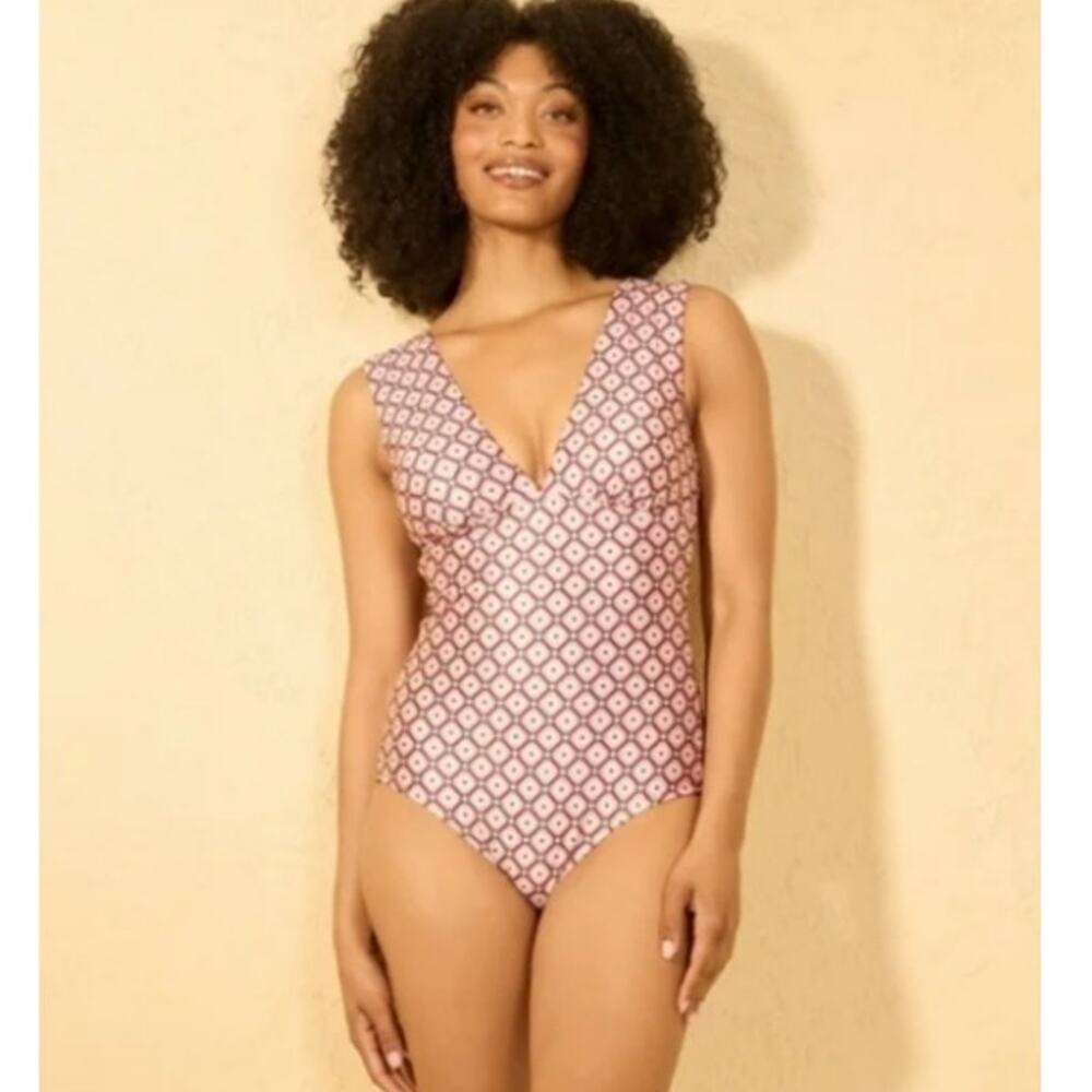 Shade & Shore NWT Size XS Geo Print Plunge Neck Full Coverage One-Piece Swimsuit